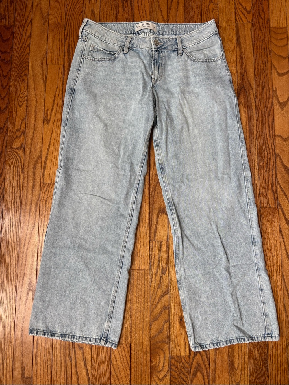 Hollister Light Wash Straight Leg Jeans Size 31L